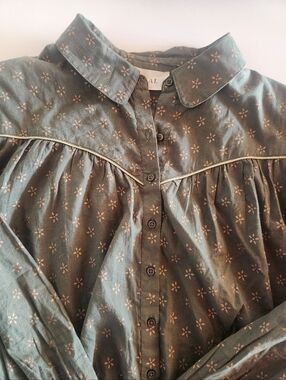 THE GREAT. Olive Green Floral Button-Front Shirt